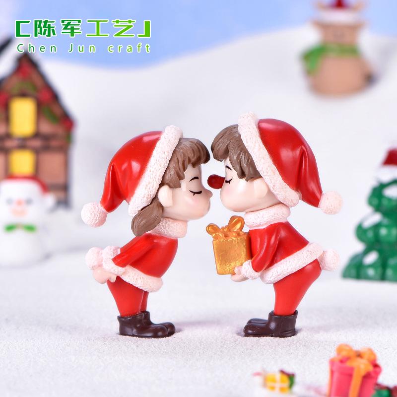 Phụ Kiện Tiểu Cảnh Tiểu cảnh đôi tình nhân Noel, trang trí quả cầu và chậu cây (ZC-480)
