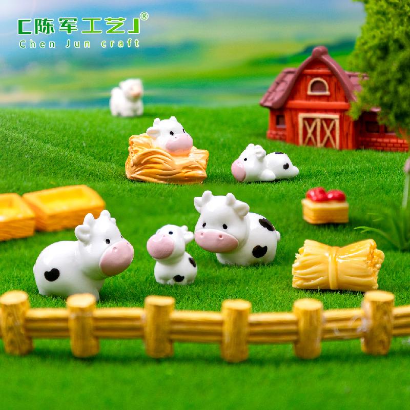 Phụ Kiện Tiểu Cảnh Gia Đình Bò Mini Trang Trí Vườn (PK-284)