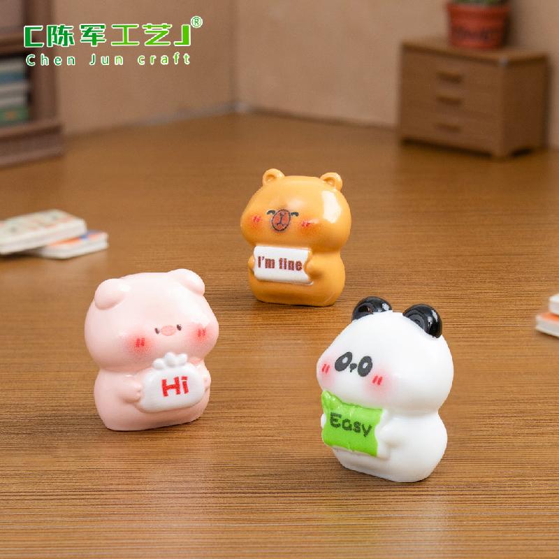 Phụ Kiện Tiểu Cảnh Động vật cầm bảng mini heo chó trang trí (PK-740)