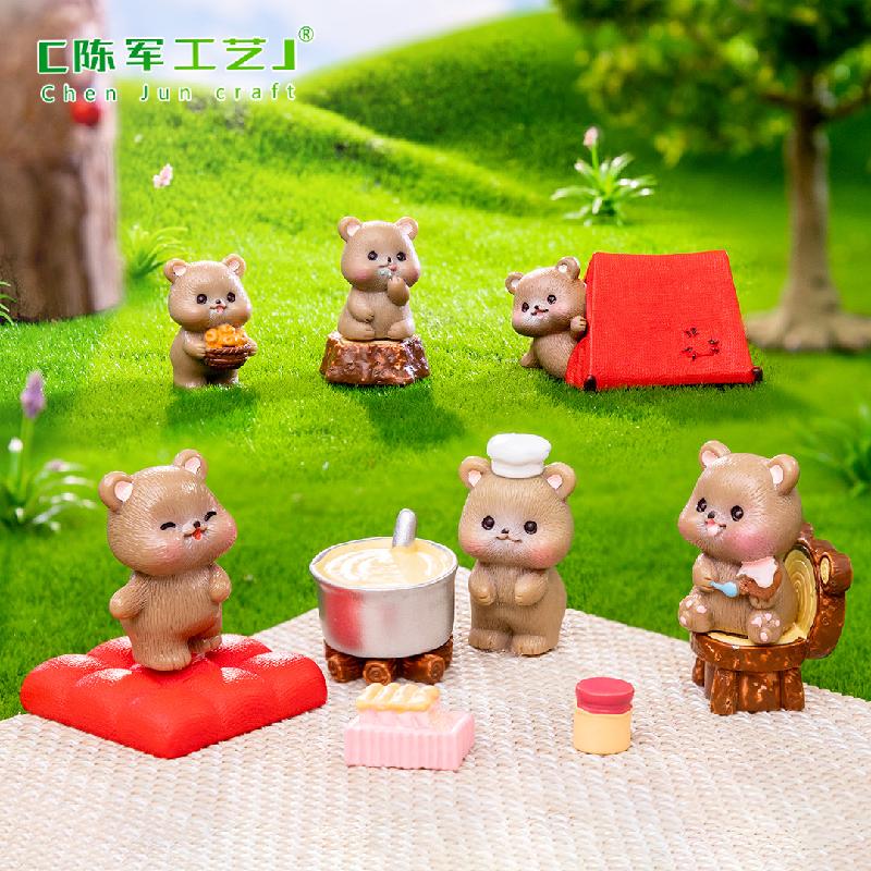 Phụ Kiện Tiểu Cảnh Tiểu cảnh gấu nâu cắm trại, phụ kiện trang trí bàn mini (ZC-413)