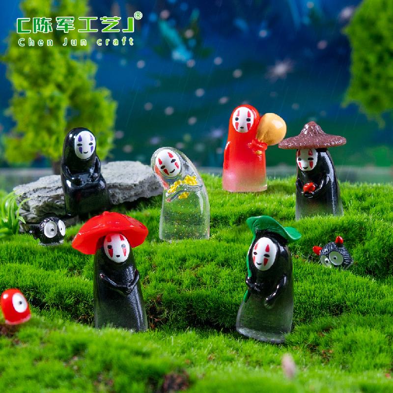 Phụ Kiện Tiểu Cảnh Cậu Bé Ngày Mưa Halloween (PK-961)