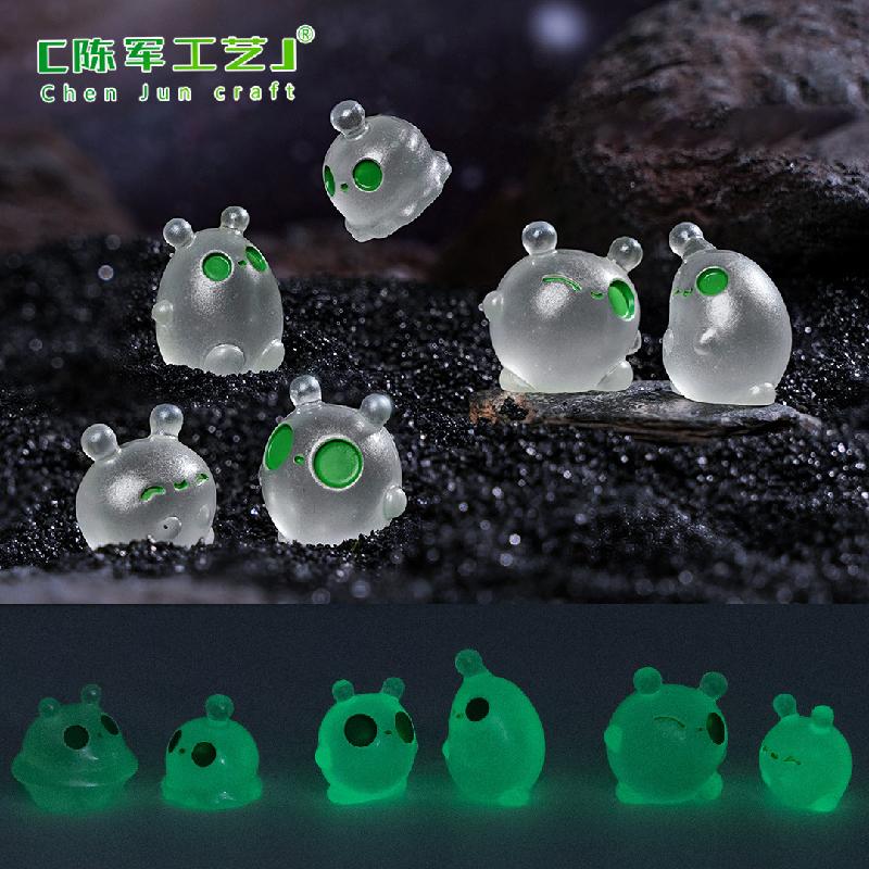 Phụ Kiện Tiểu Cảnh Người ngoài hành tinh phát sáng mini (PK-1149)