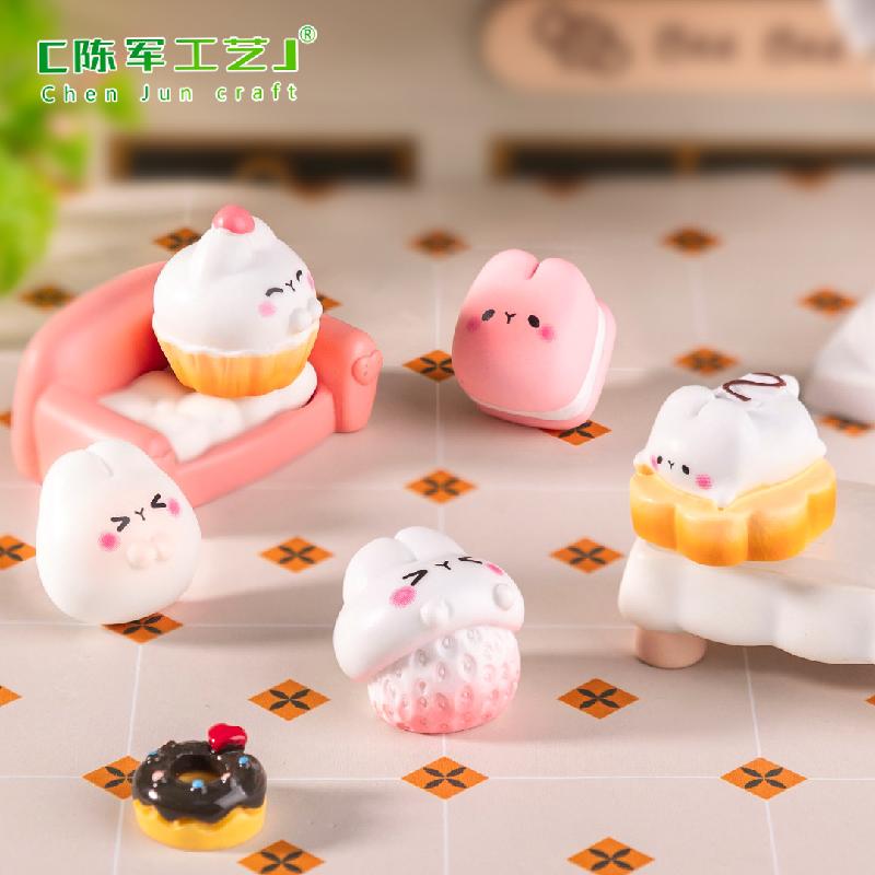 Phụ Kiện Tiểu Cảnh Bánh Quy & Bánh Kem Thỏ (PK-1025)