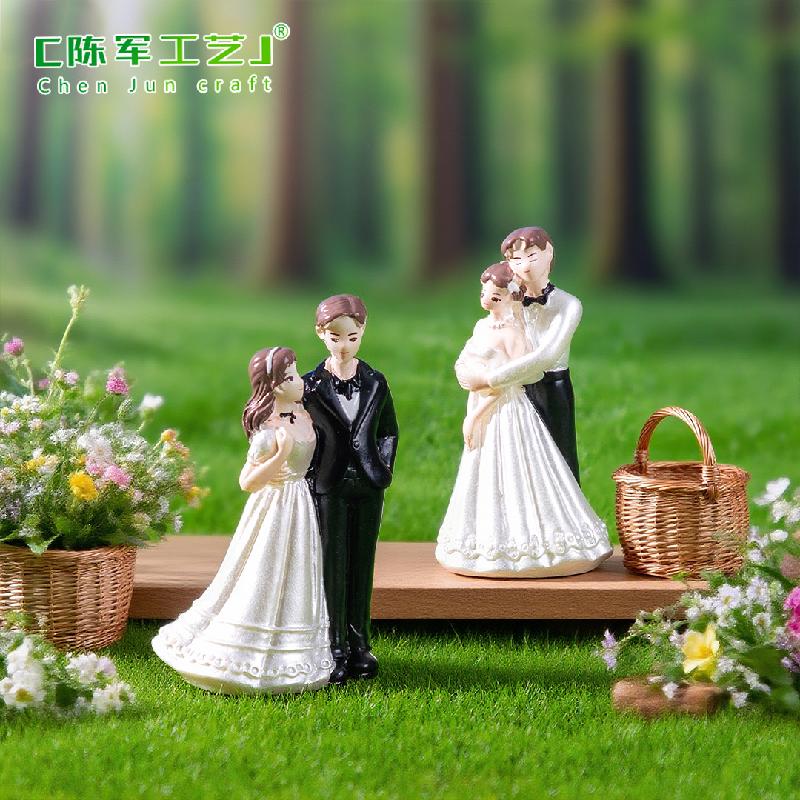 Phụ Kiện Tiểu Cảnh Cô Dâu Chú Rể Mini Trang Trí (PK-472)
