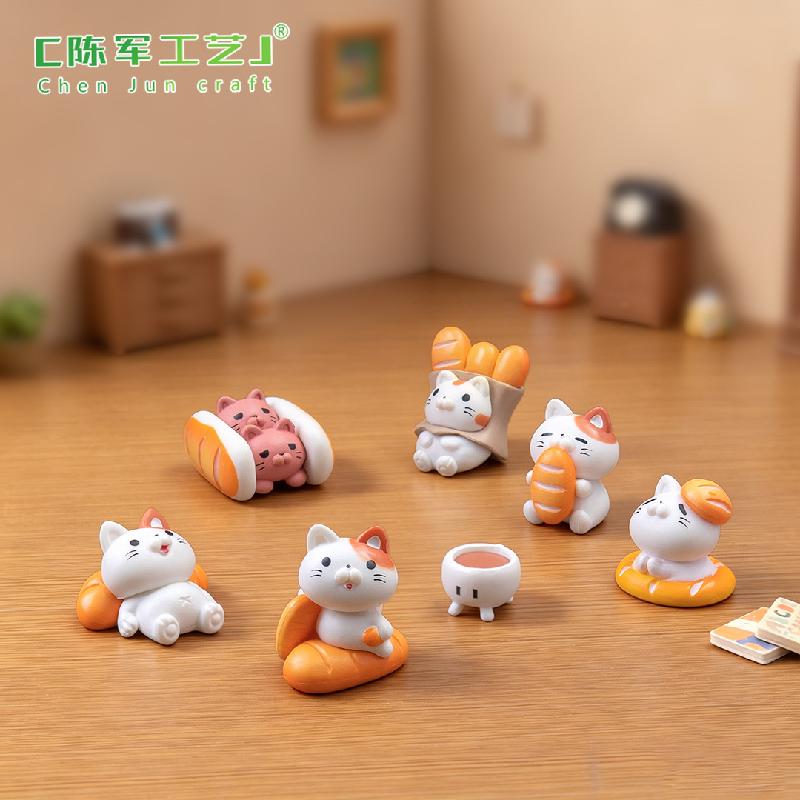 Phụ Kiện Tiểu Cảnh Tiểu cảnh mèo bánh mì, trang trí xe hơi và bàn làm việc (ZC-101)