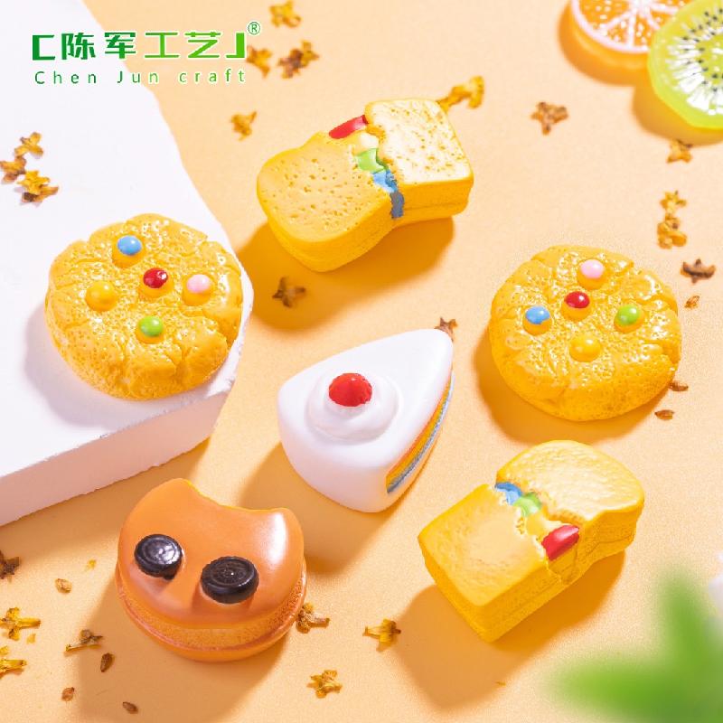 Phụ Kiện Tiểu Cảnh Bánh kem dâu tây mini mô phỏng (PK-726)